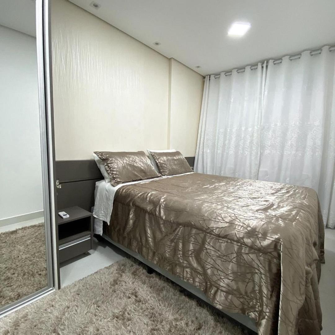 Apartamento 1 dormitório no Boqueirão com Piscina, 50 metros da Praia Praia Grande (Santos) Exterior foto