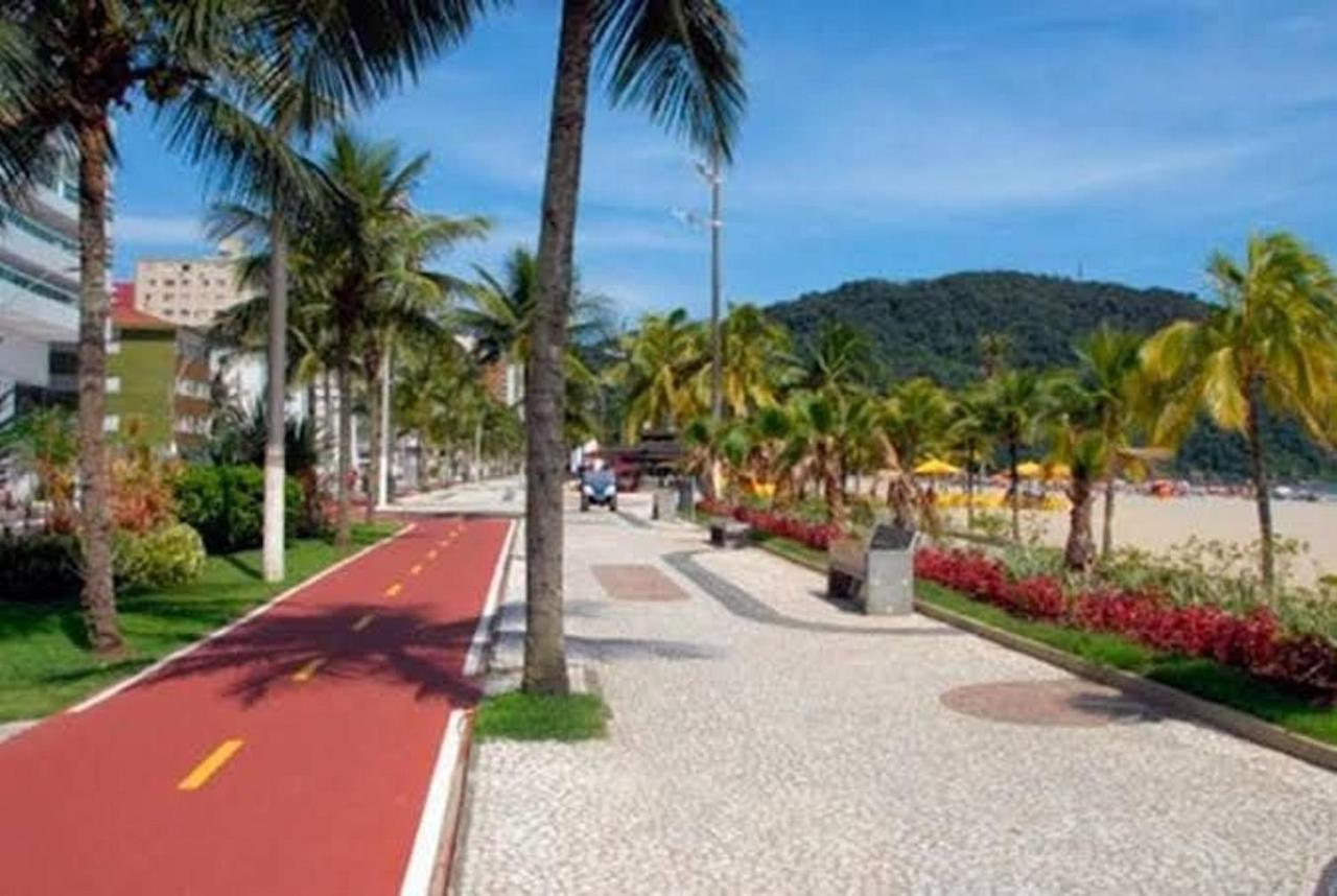 Apartamento 1 dormitório no Boqueirão com Piscina, 50 metros da Praia Praia Grande (Santos) Exterior foto